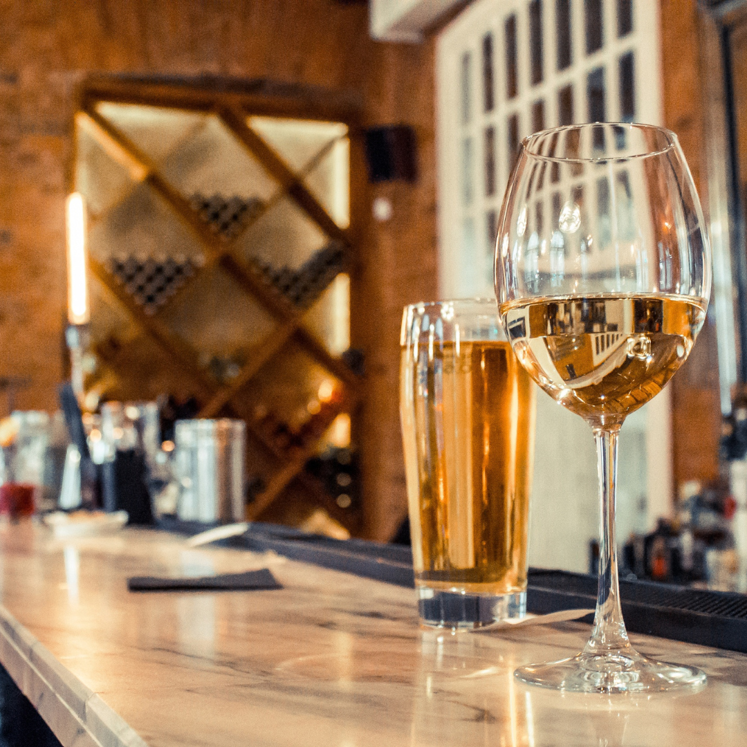 Grönt ljus för alkoholservering utan mat